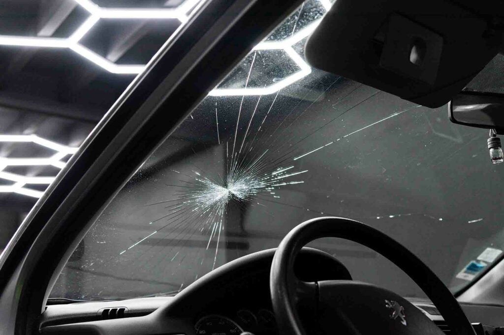 Vitre latérale brisée urgence Nantes